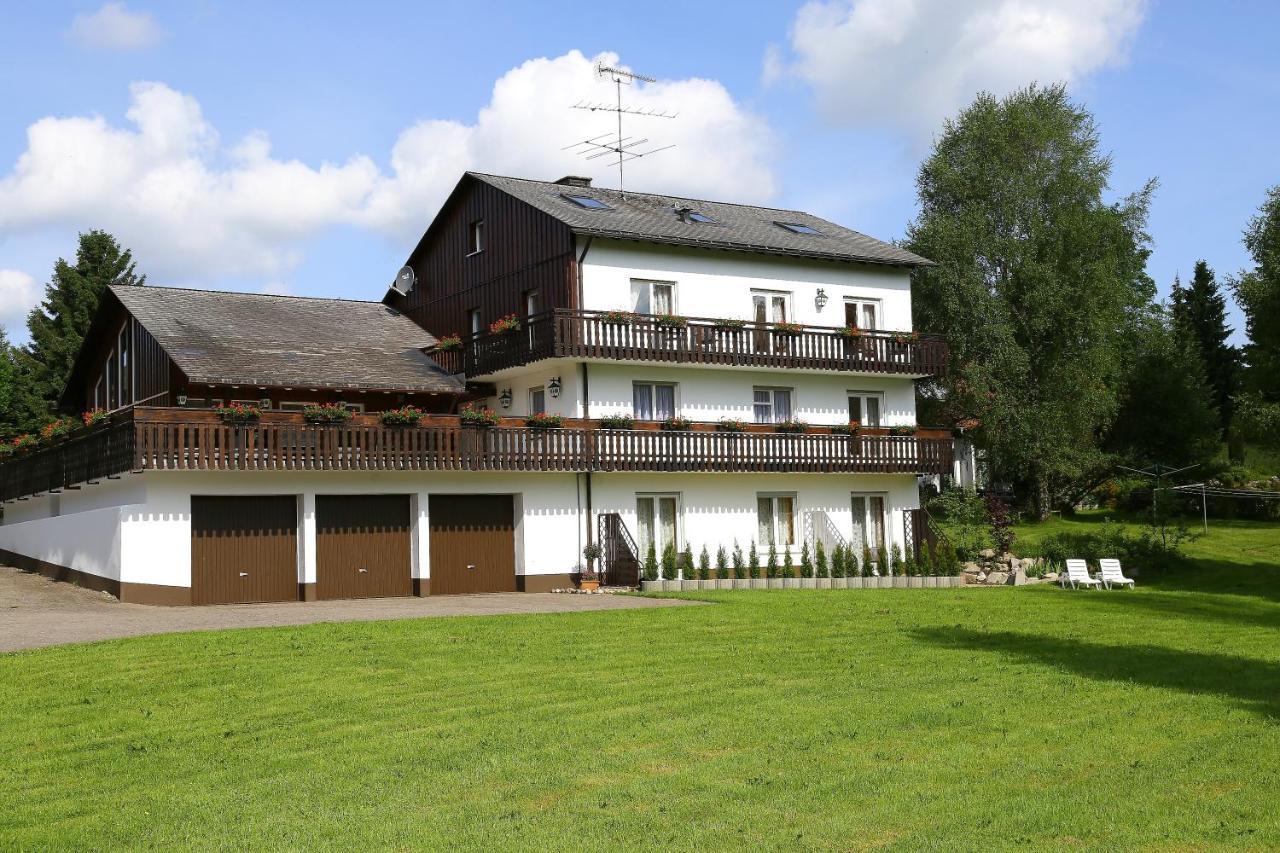 Landhotel Garni Schweizerhaus Schönwalde Exterior foto